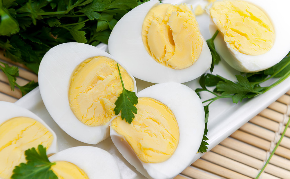3 Tips Memotong Telur Rebus dengan Bentuk Rapi dan Sempurna