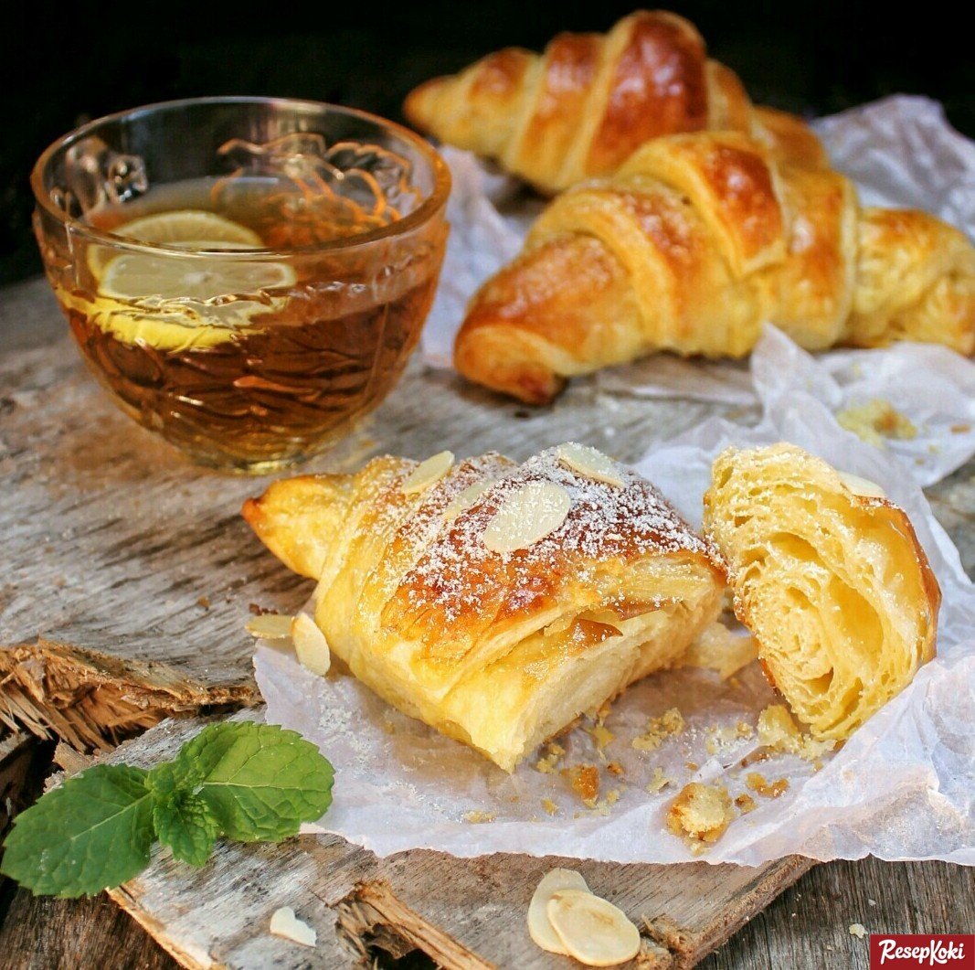 Croissant Empuk Sekaligus Renyah Gurih - Resep | ResepKoki